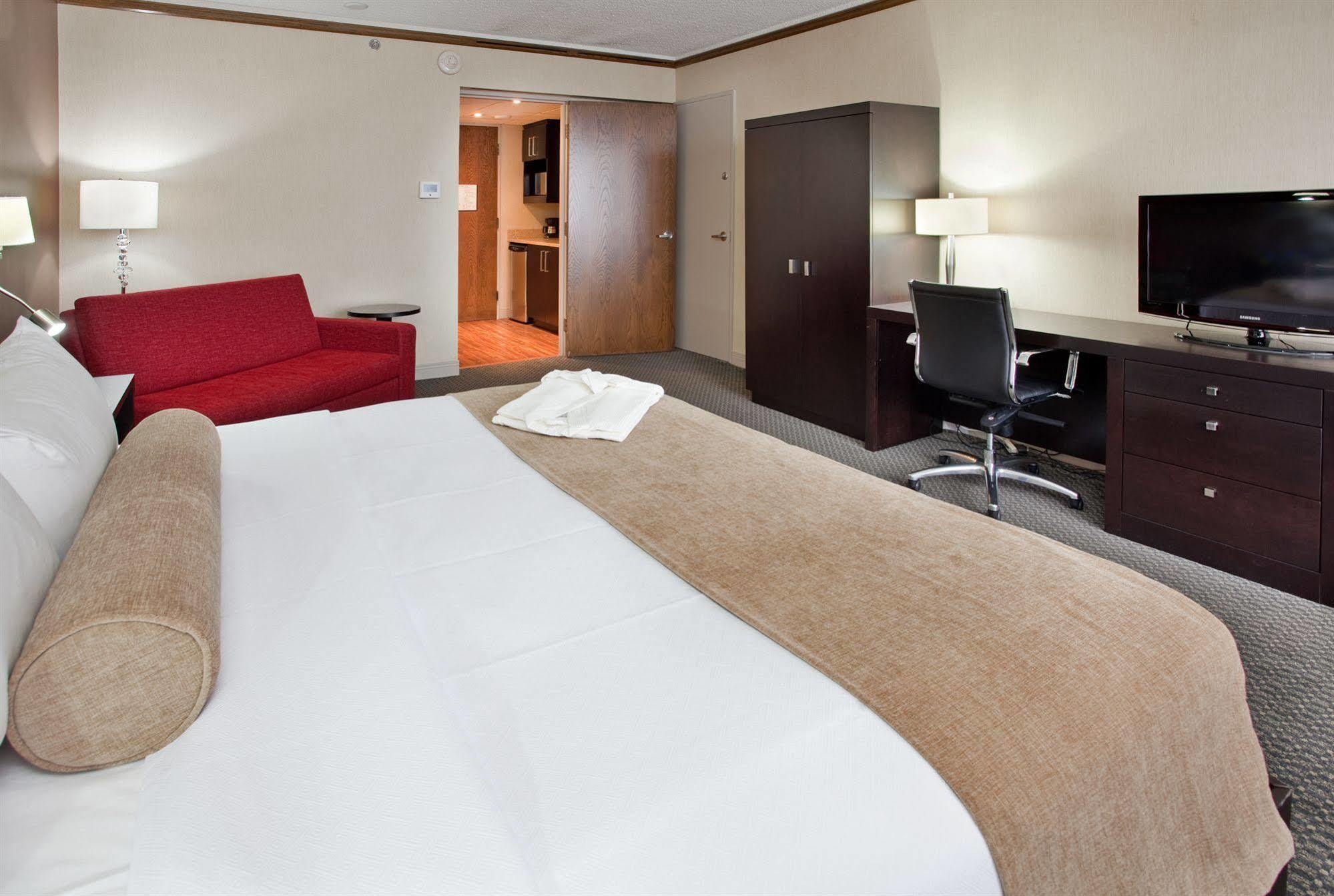 Hotel Chateauneuf Gatineau-Ottawa Гатіно Екстер'єр фото